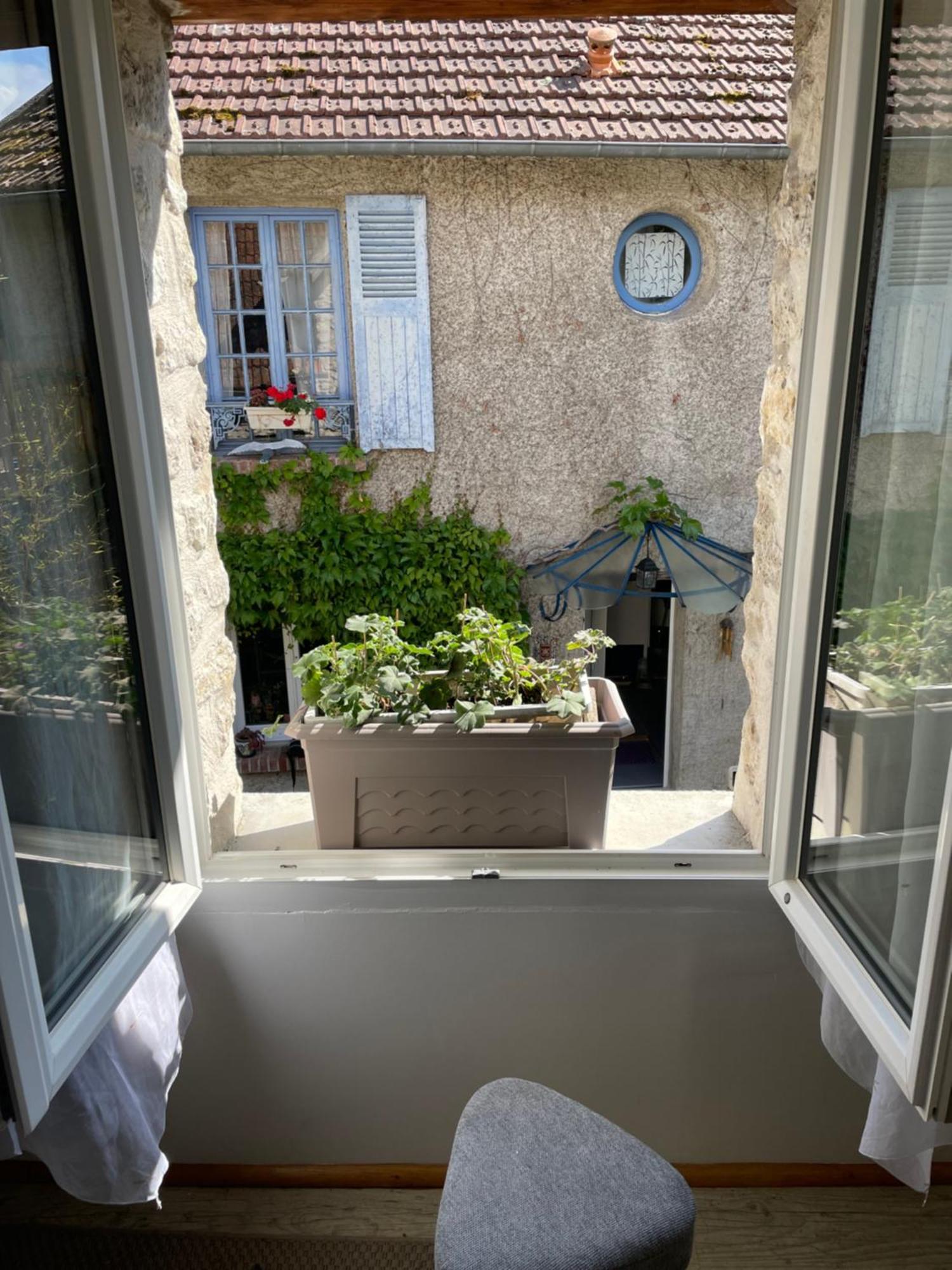 Maison Bleue Beynes  Exteriör bild